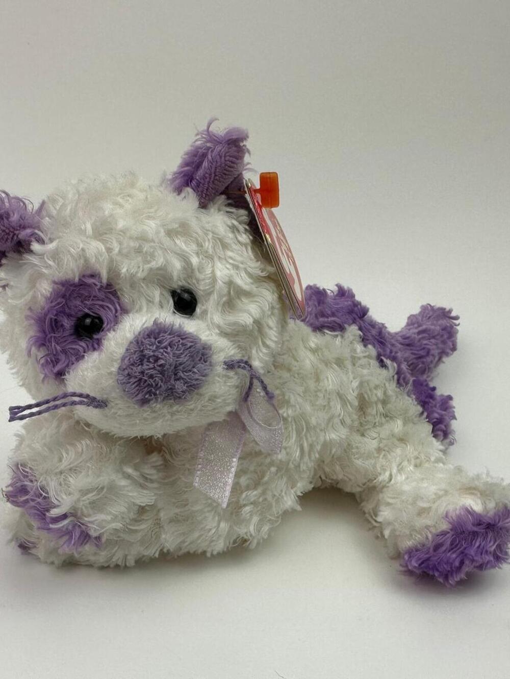 Ty Beanie Baby “Violetta” the adorable purple kitty cat (6 inch)